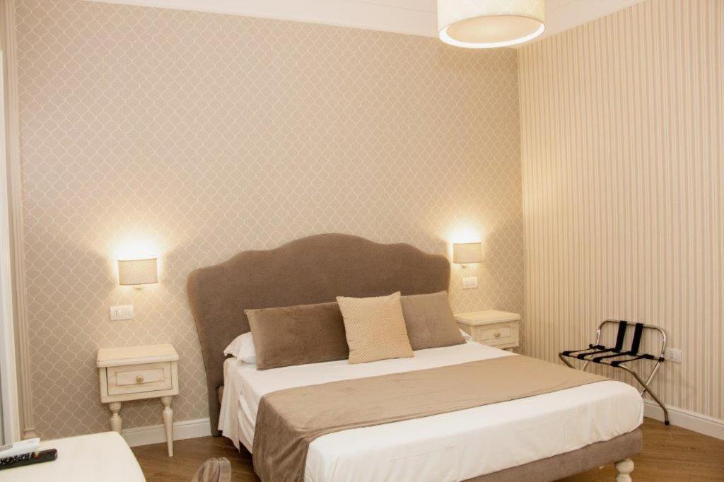 Florita Napoli Hotel Ngoại thất bức ảnh