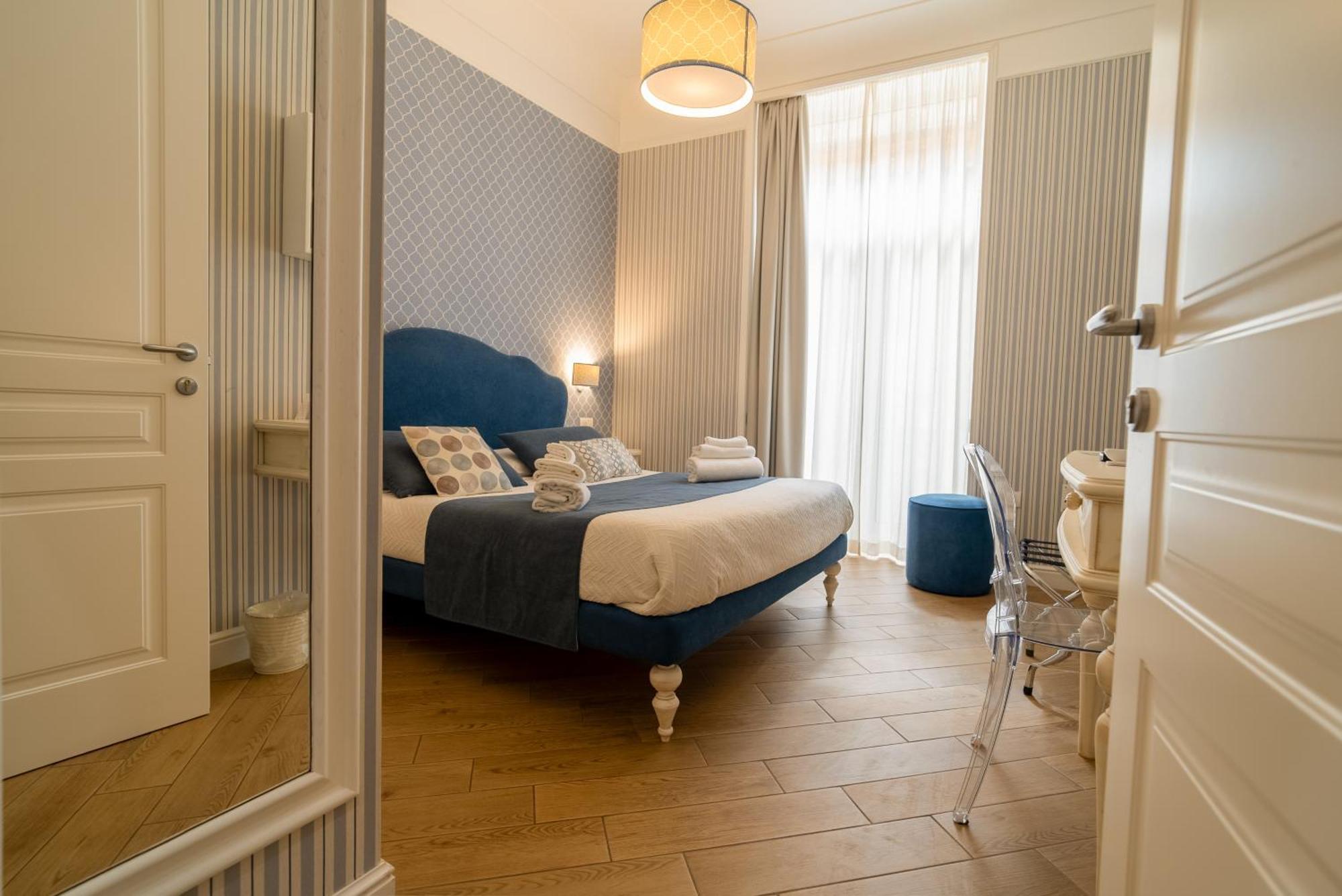 Florita Napoli Hotel Ngoại thất bức ảnh