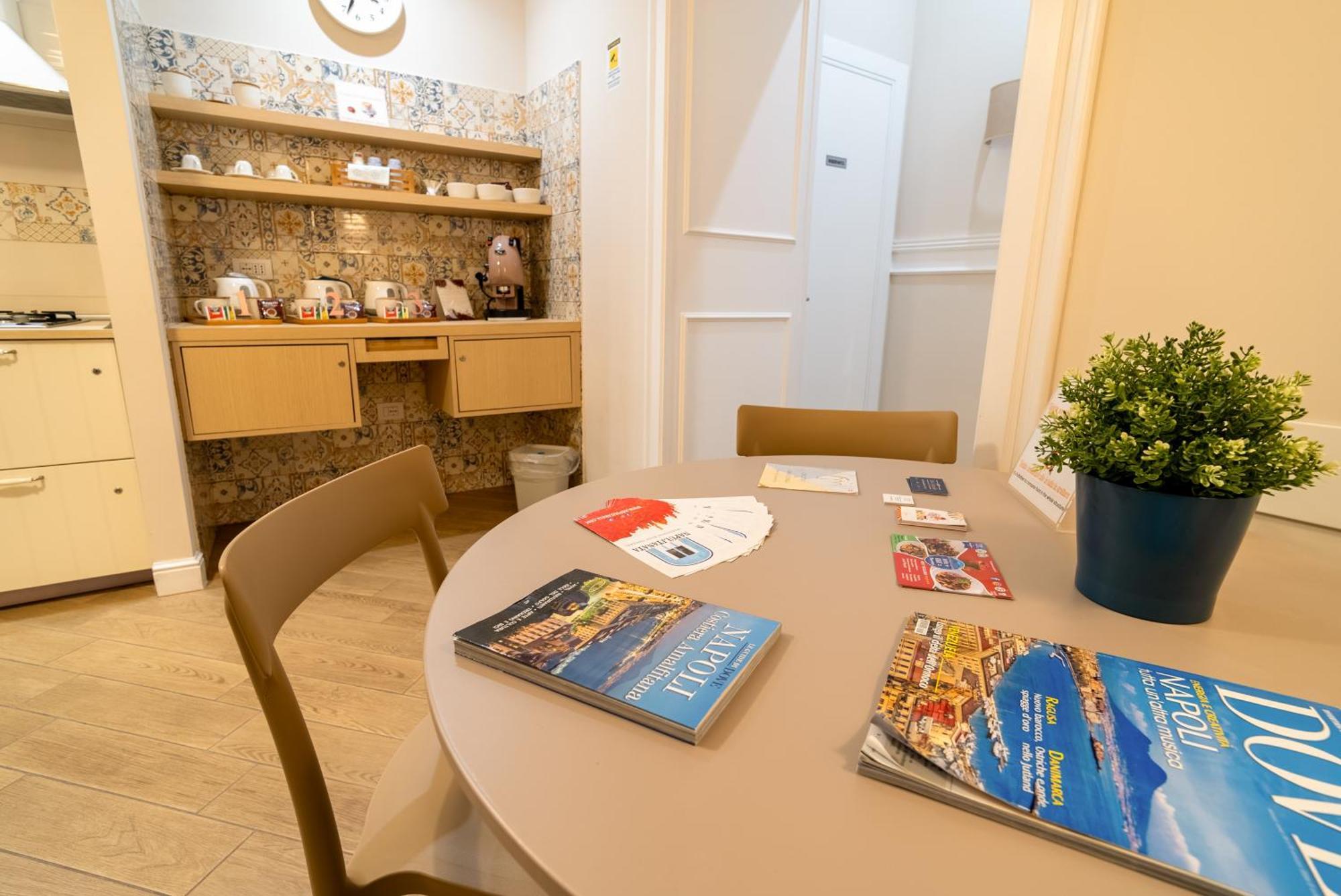 Florita Napoli Hotel Ngoại thất bức ảnh